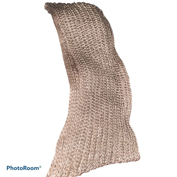 Calvin Klein gold ribbed knit scarf - Picture 17 of 17